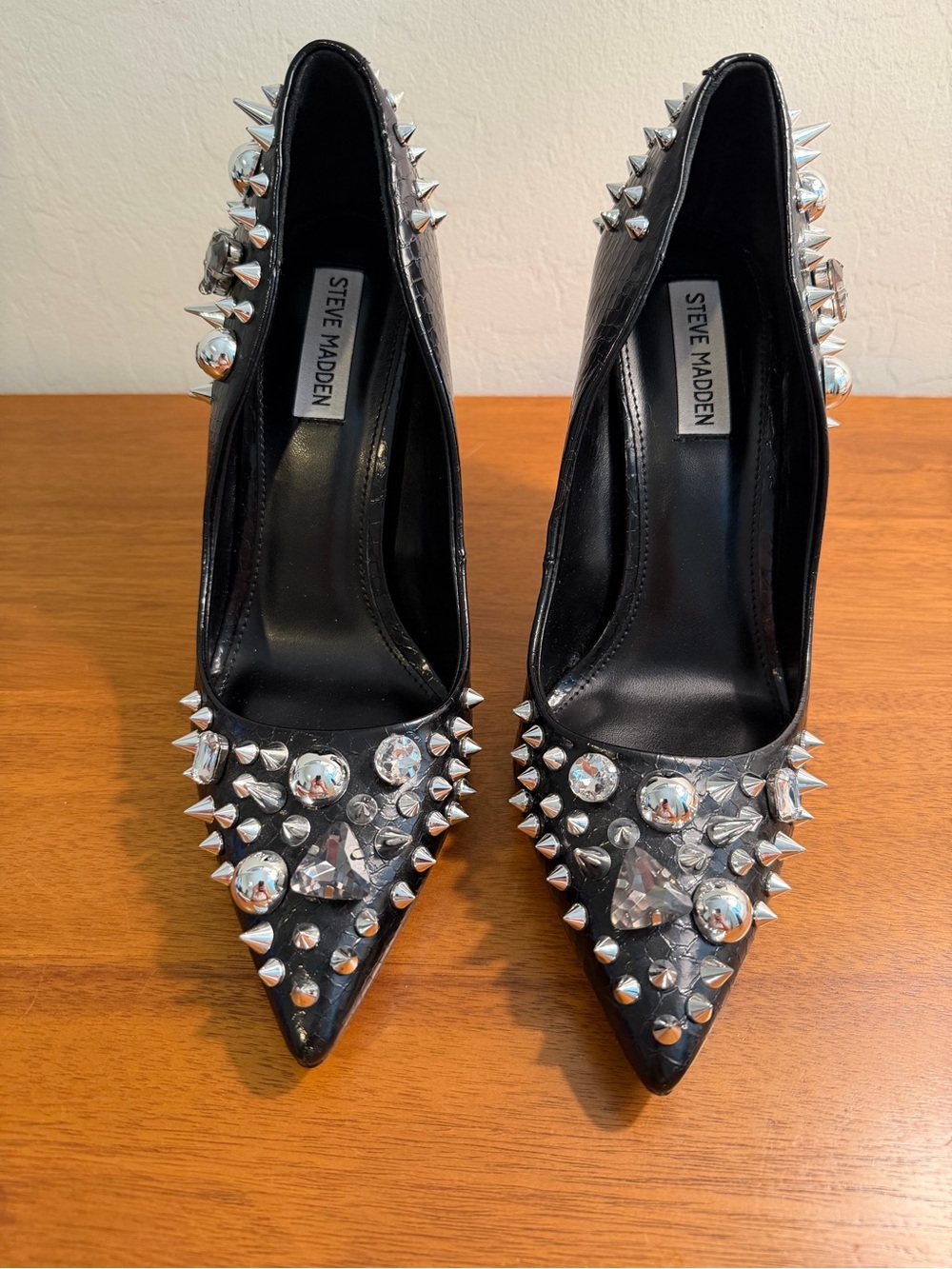 Steve Madden Veronicka Black Pointed-Toe Multi Stiletto Pumps - Picture 2 of 8